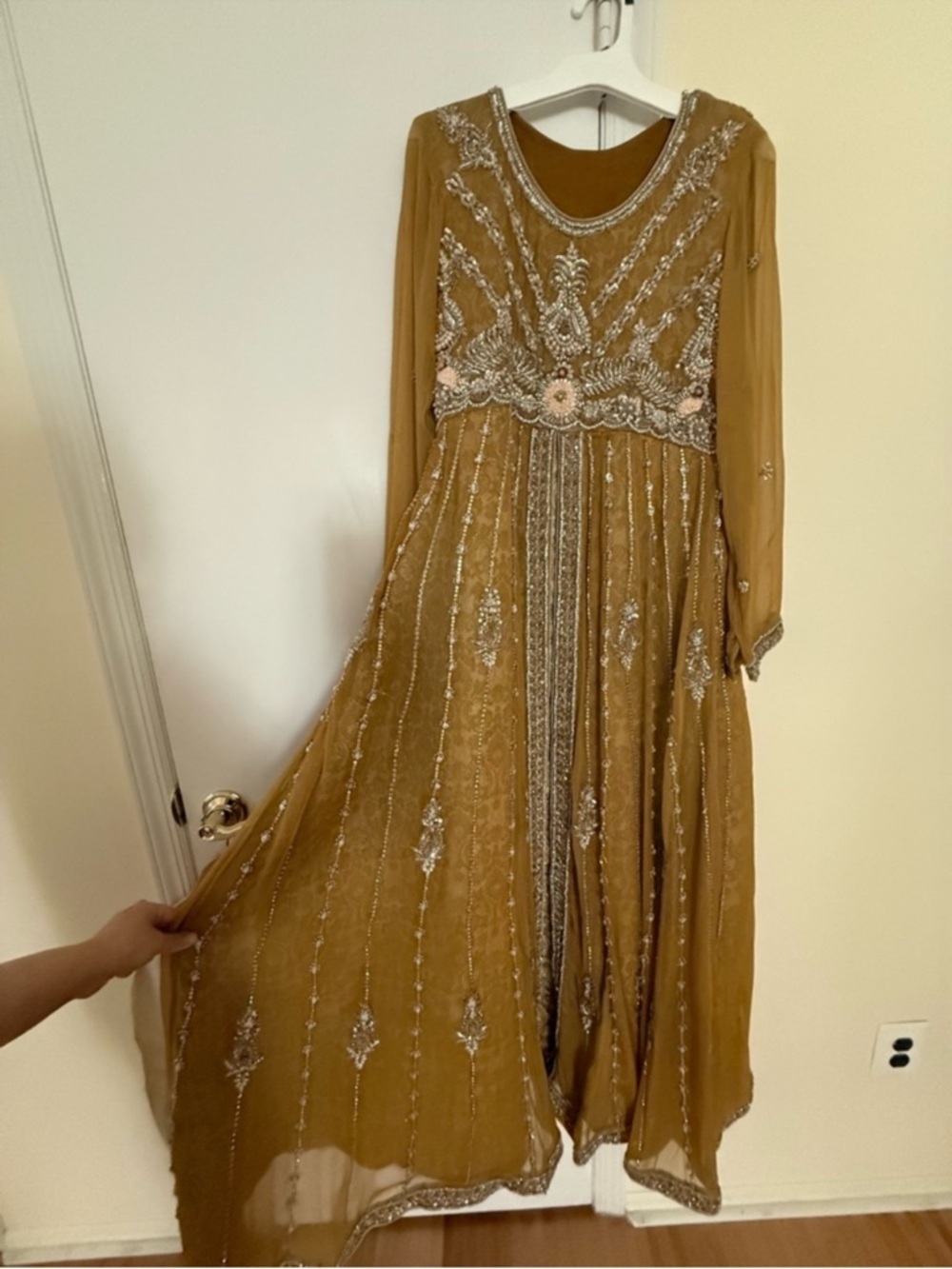 PAKISTANI DESIGNER CUSTOM FORMAL WEDDING DRESS INDIAN - Picture 11 of 14